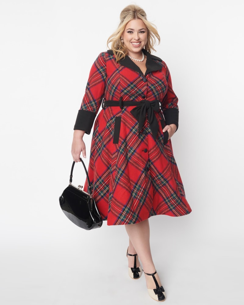 Front of a model wearing a size 5X Unique Vintage Red Tartan Plaid Swing Coat in Red Plaid by Unique Vintage. | dia_product_style_image_id:316222